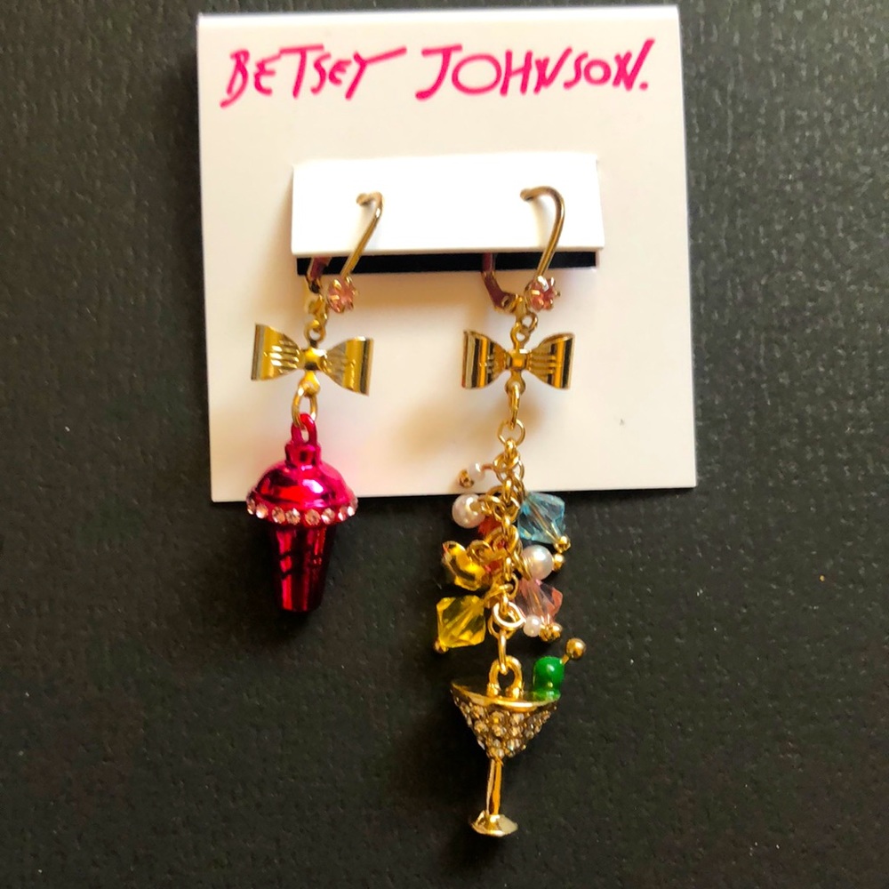 Betsey Johnson Gold Tone Party Animal Shake It Cocktail Mismatch Drop Earrings